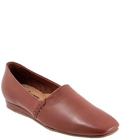 SoftWalk Vale Leather Wedge Slip Product Image