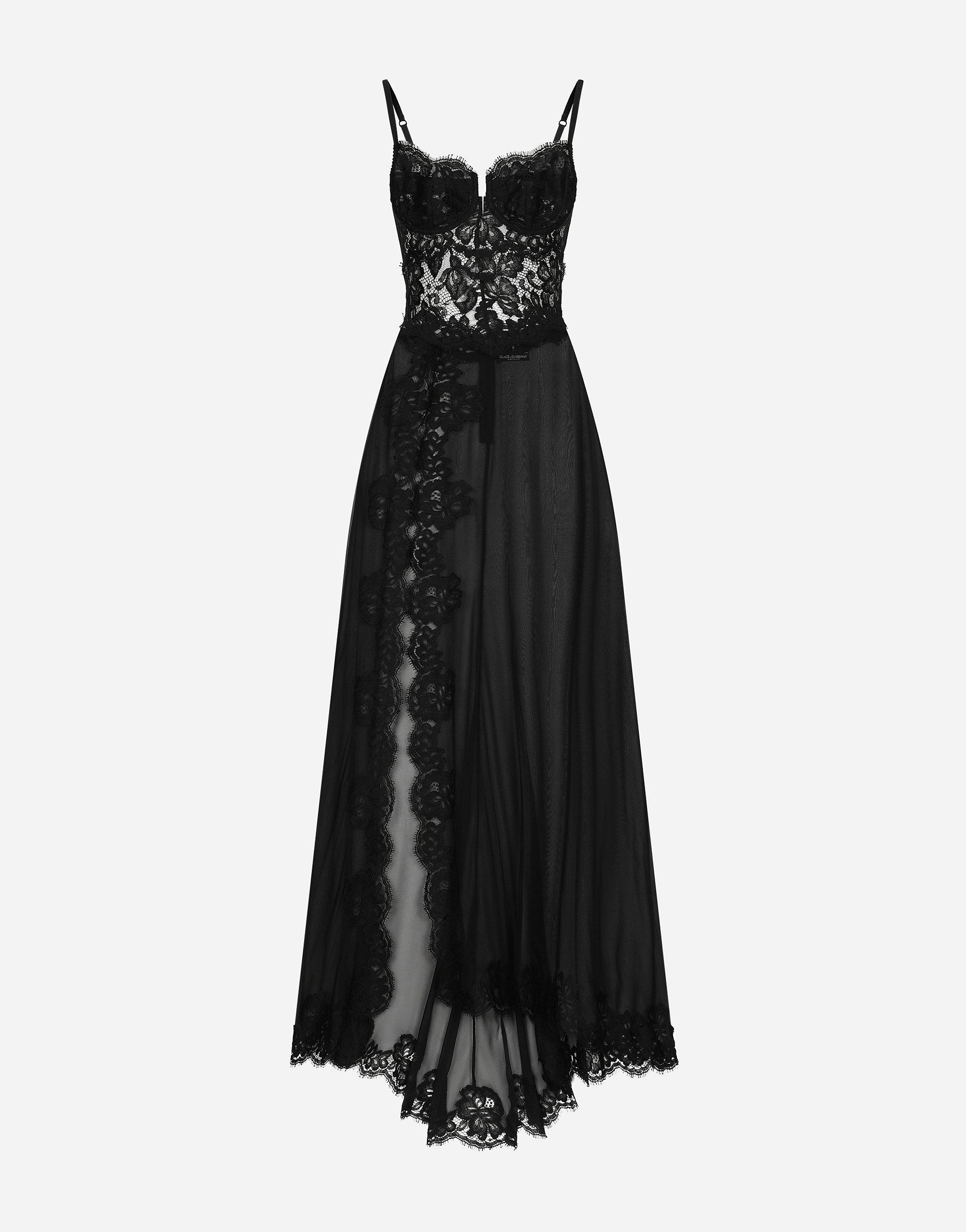 Kleid Aus Chantilly-spitze In Black Product Image