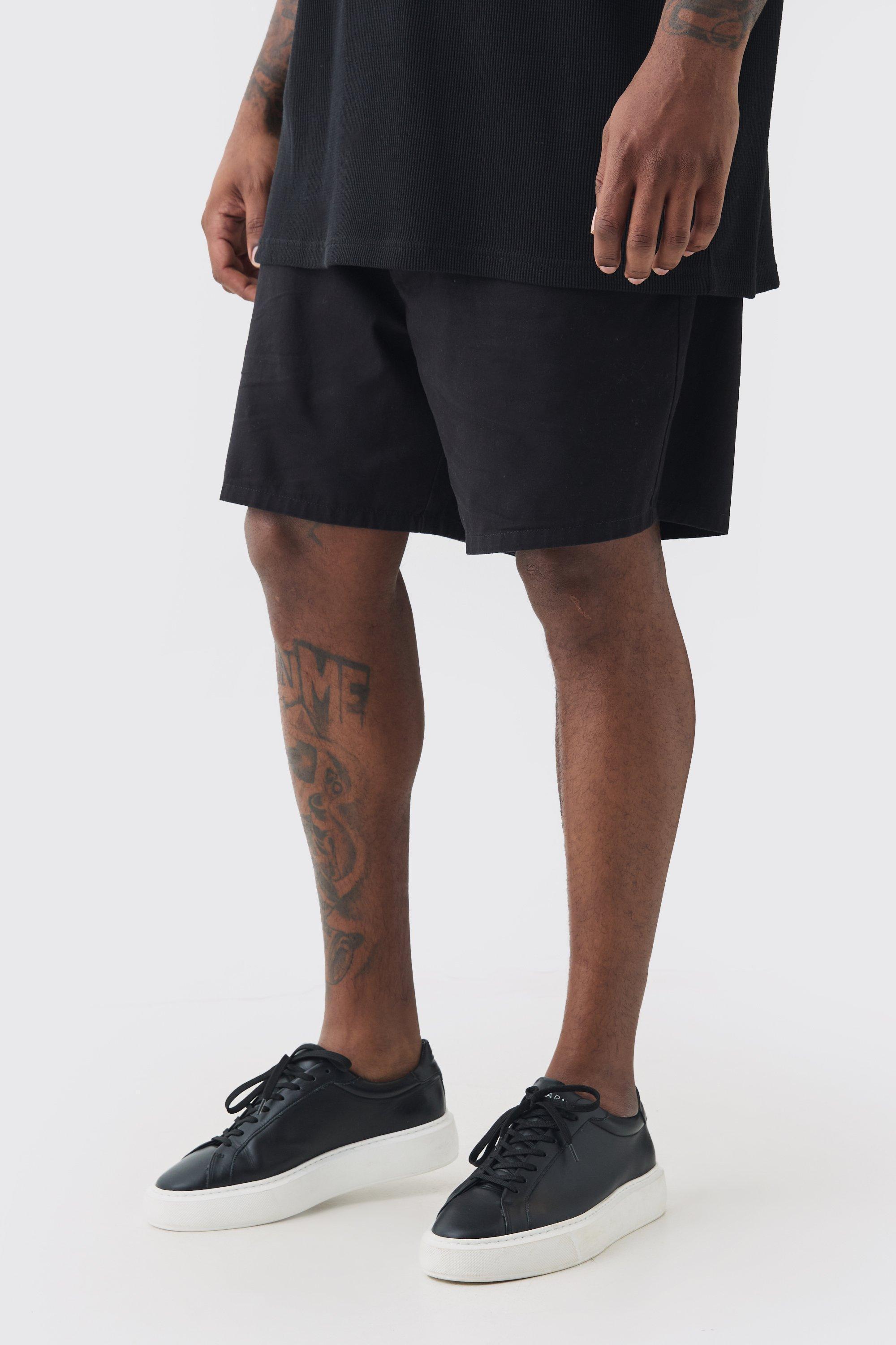 Plus Fixed Waist Black Relaxed Fit Short Shorts | boohooMAN USA Product Image