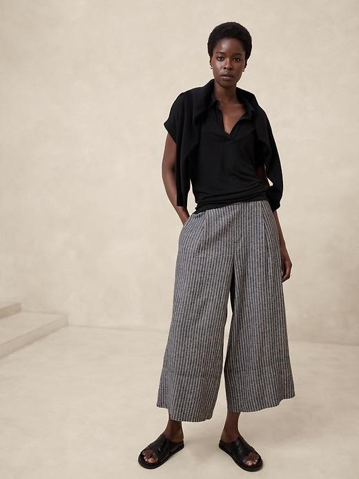 Linen-Blend Easy Wide-Leg Cropped Pant Product Image