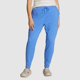 Women's Cozy Camp Fleece Jogger Pants Product Image