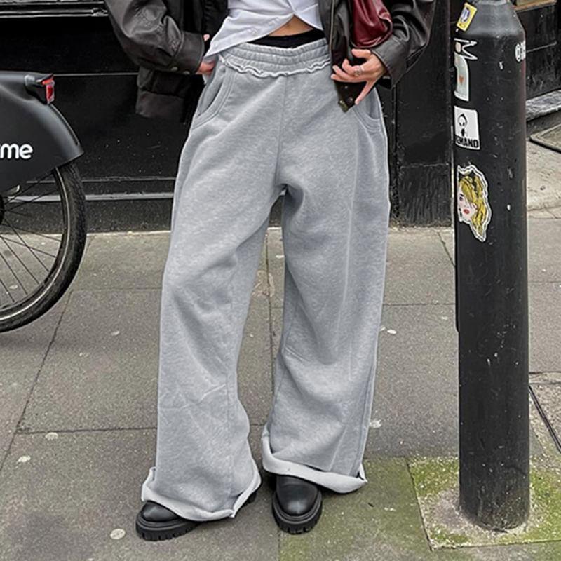 Low Waist Plain Loose-Fit Wide-Leg Sweatpants Product Image