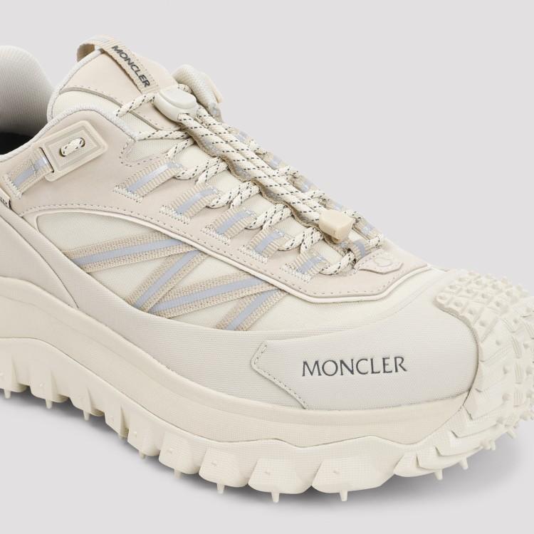 Trailgrip Gtx Sneakers In White Product Image