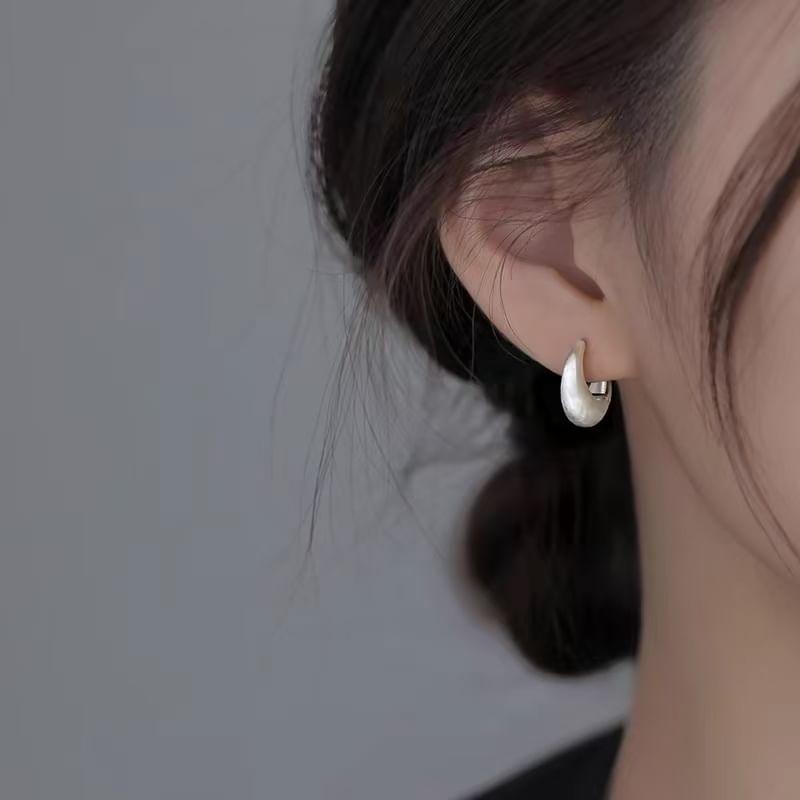 Sterling Silver Thick Hoop Earring product image