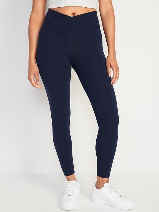 Extra High-Waisted PowerChill 7/8 Leggings Product Image