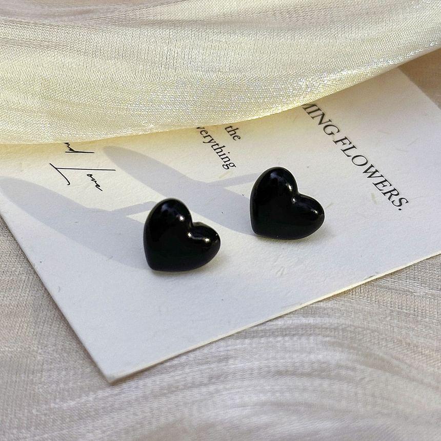 Heart Stud Earring Product Image