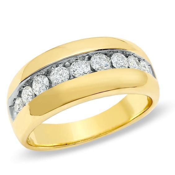 Men's 1 CT. T.w. Diamond Band in 14K Gold Product Image