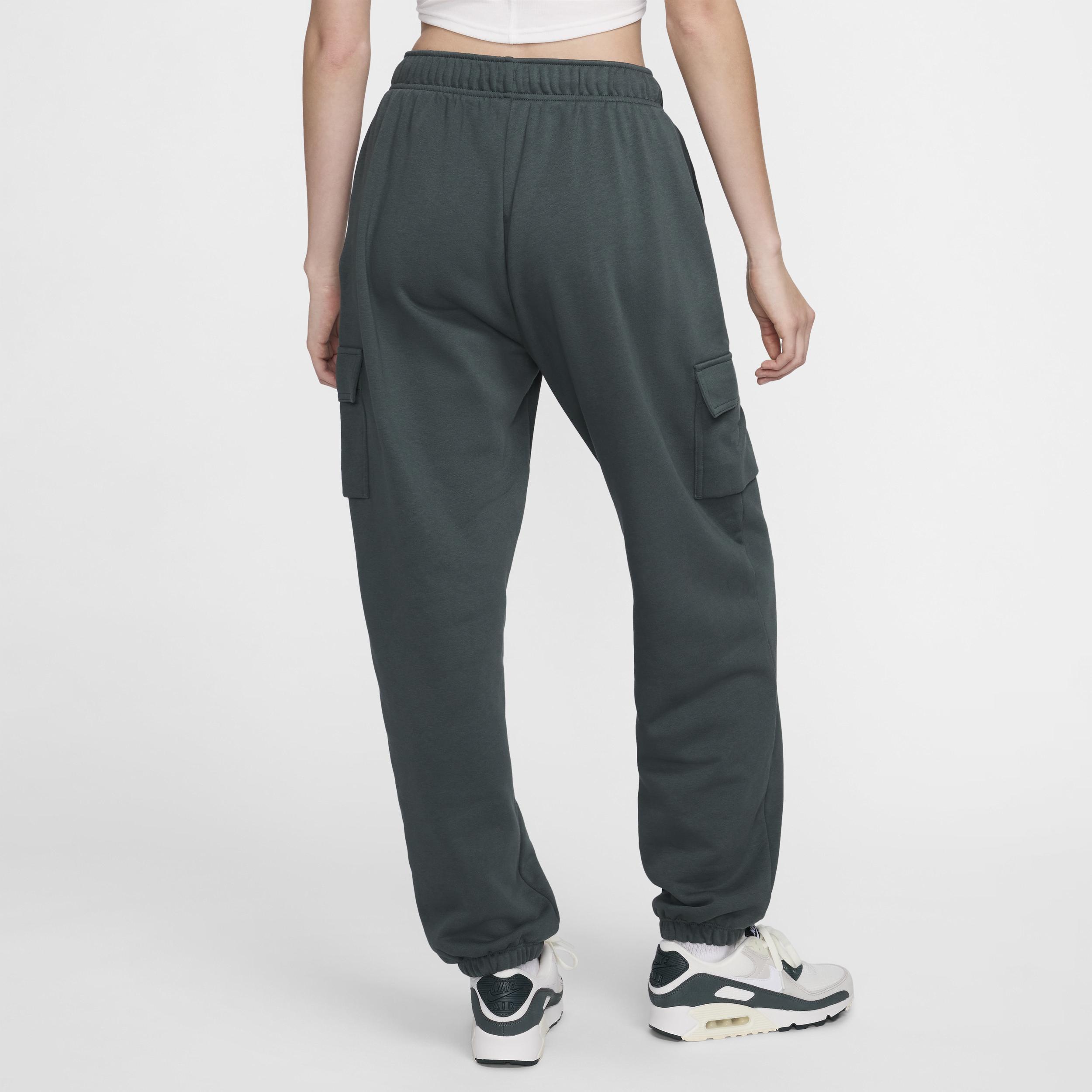 Women's Nike Sportswear Club Fleece Mid-Rise Oversized Cargo Sweatpants Product Image