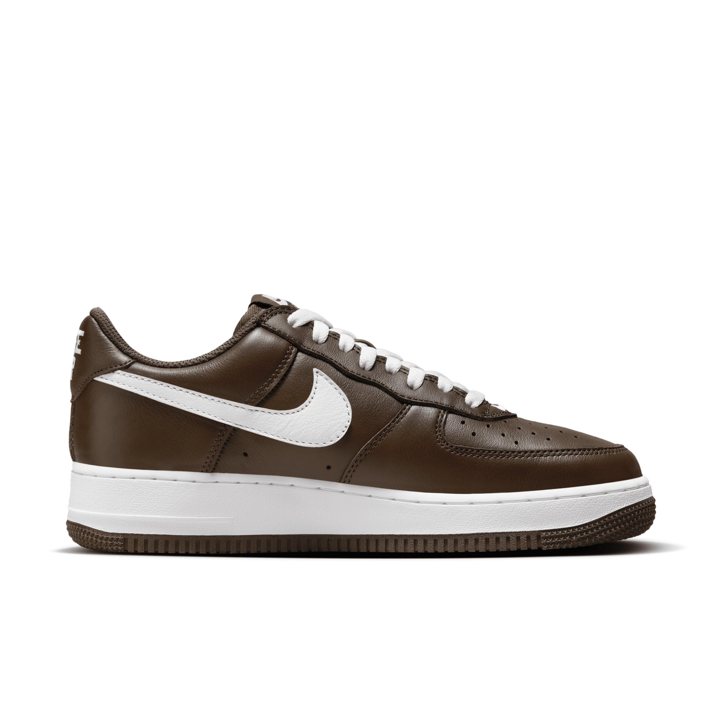 Nike Men's Air Force 1 Low Retro Shoes Product Image