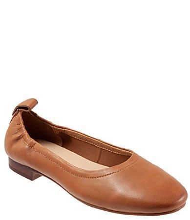 Trotters Gia Leather Flats Product Image