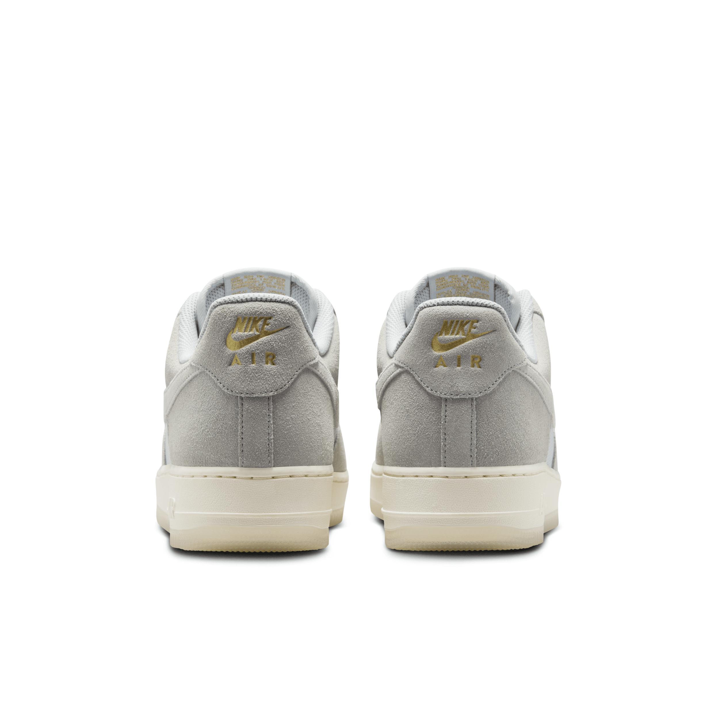 Nike Men's Air Force 1 '07 LV8 Shoes Product Image