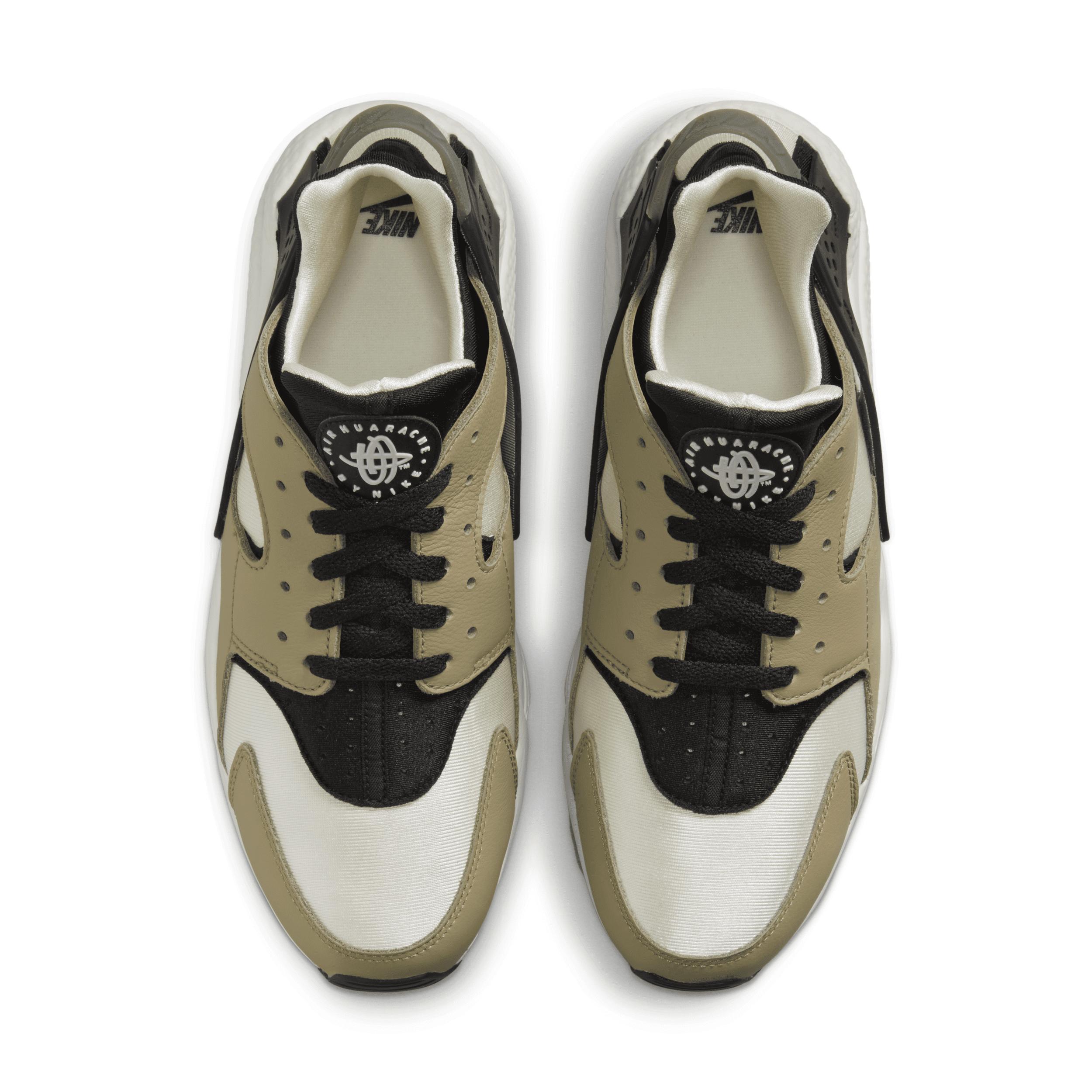 Nike Men's Air Huarache Shoes Product Image