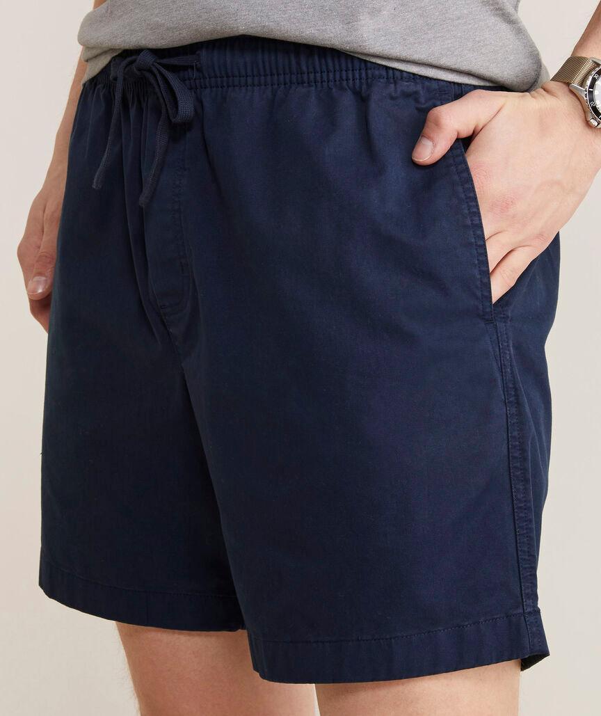 7 Inch Pull-On Island Shorts Product Image