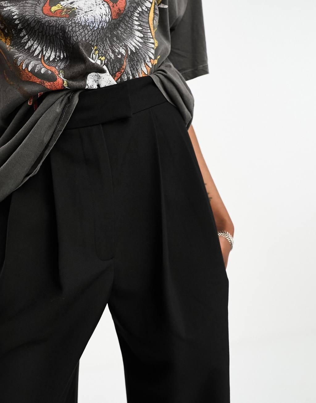 ASOS DESIGN Tall tailored wide leg pants with pleat detail in black Product Image