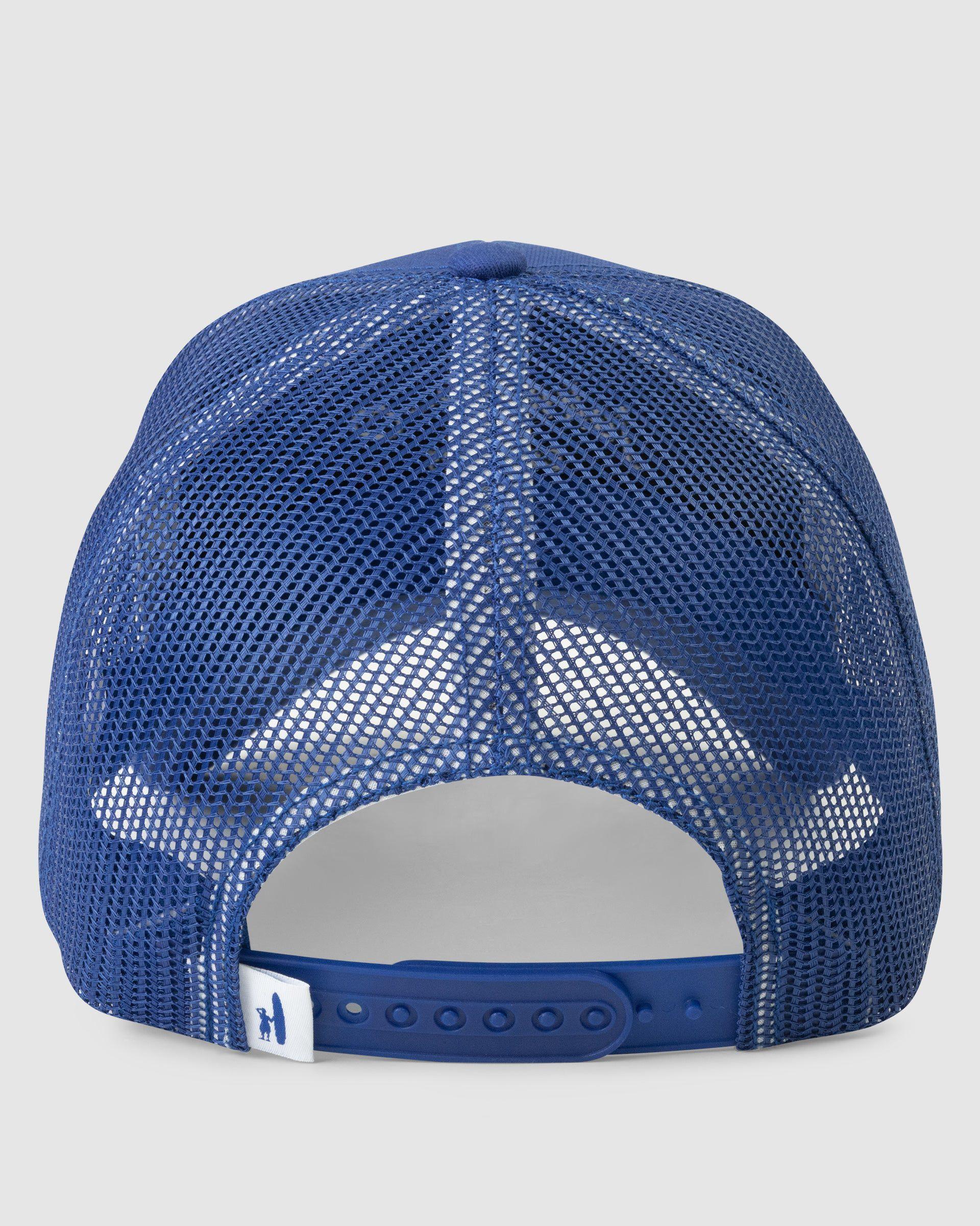 Arc Signature Trucker Hat Male Product Image