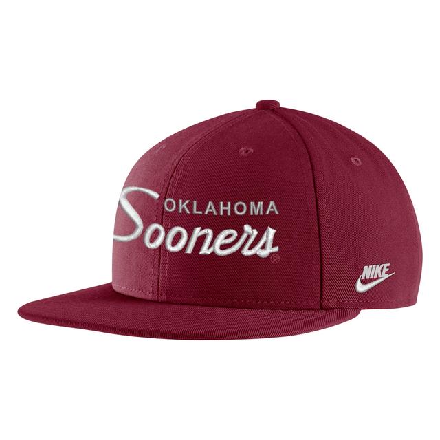 Iowa Nike Mens College Cap Product Image