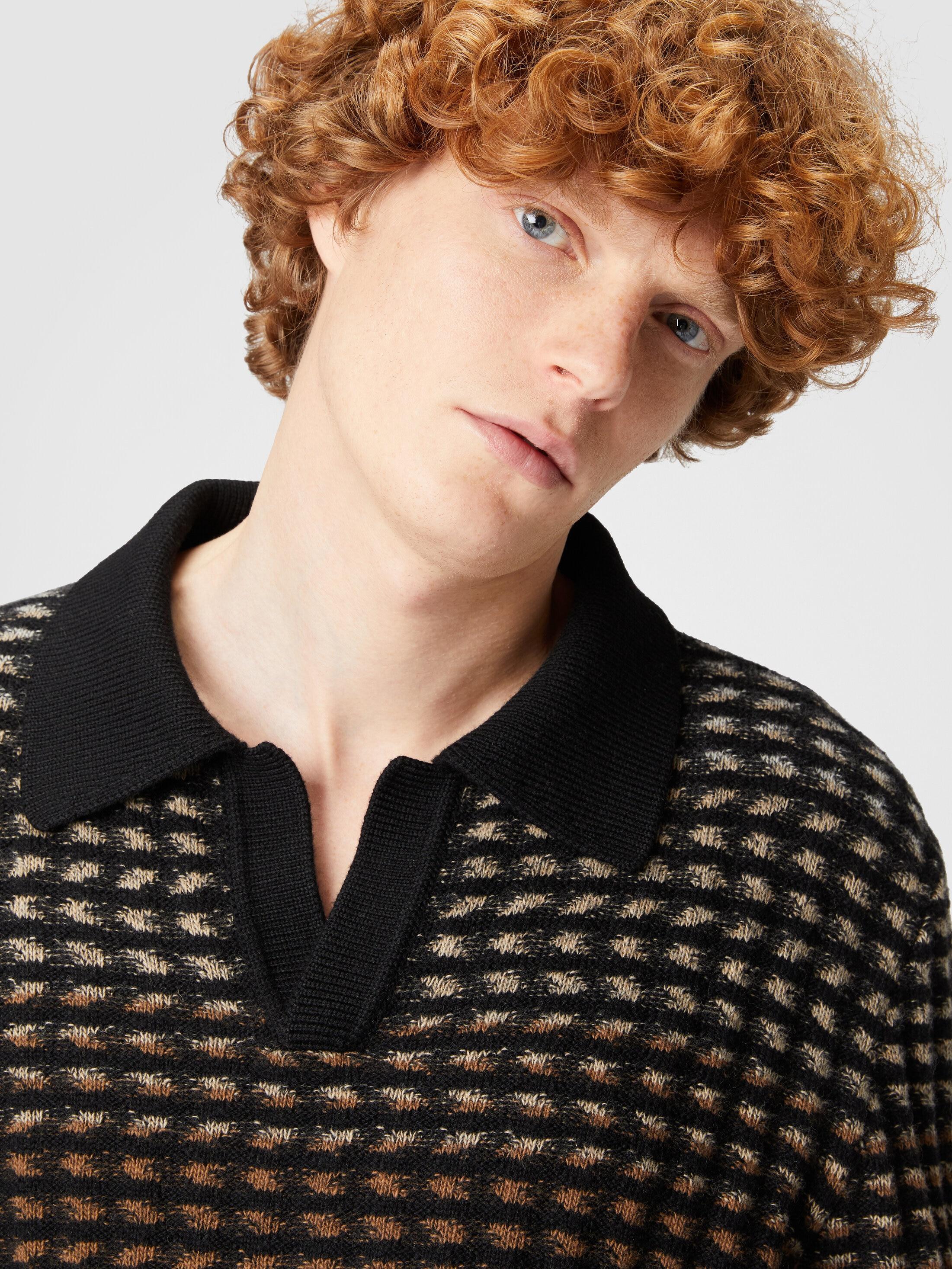 Long-sleeved polo shirt in textured virgin wool knit Product Image