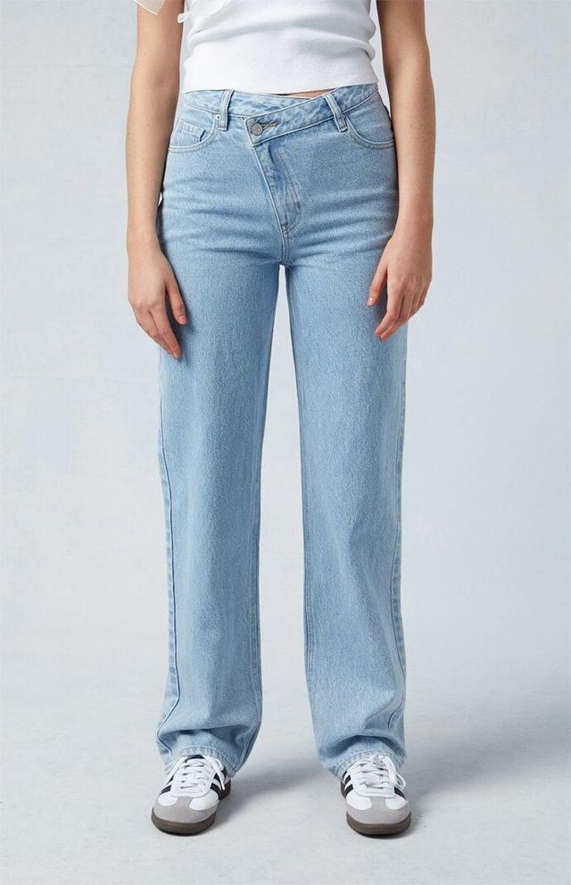 Women's Light Blue Asymmetrical '90s Boyfriend Jeans Product Image