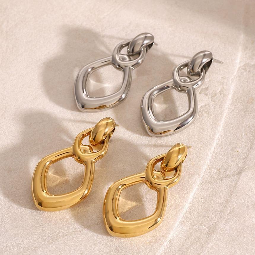 Metallic Dangle Earring Product Image