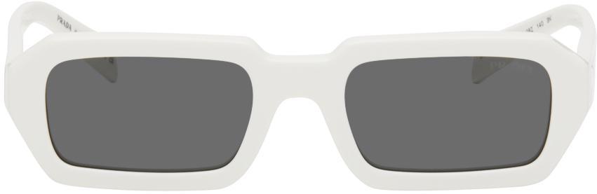 White Rectangular Sunglasses In 17k08z White Product Image