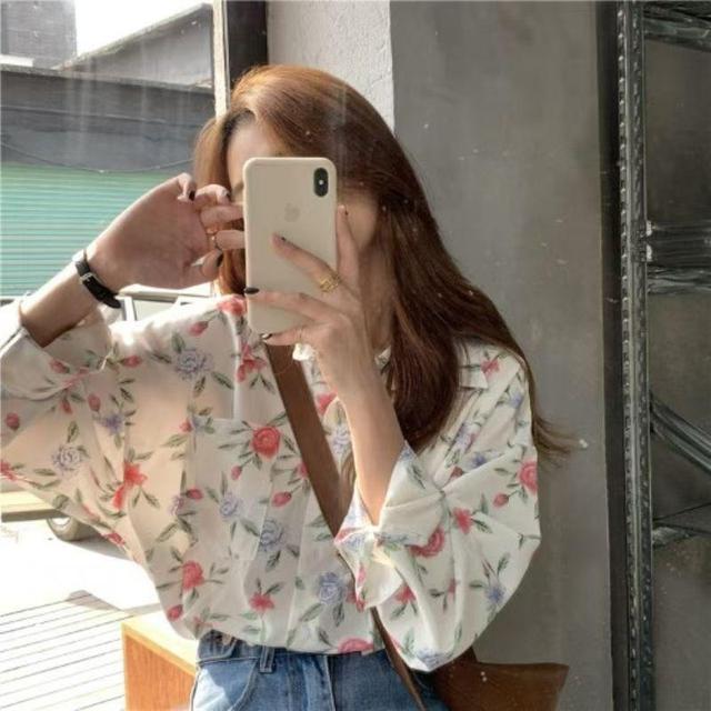 Long Sleeve Collared Floral Print Shirt Product Image