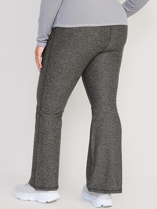 High-Waisted CloudComfy Flare Leggings Product Image