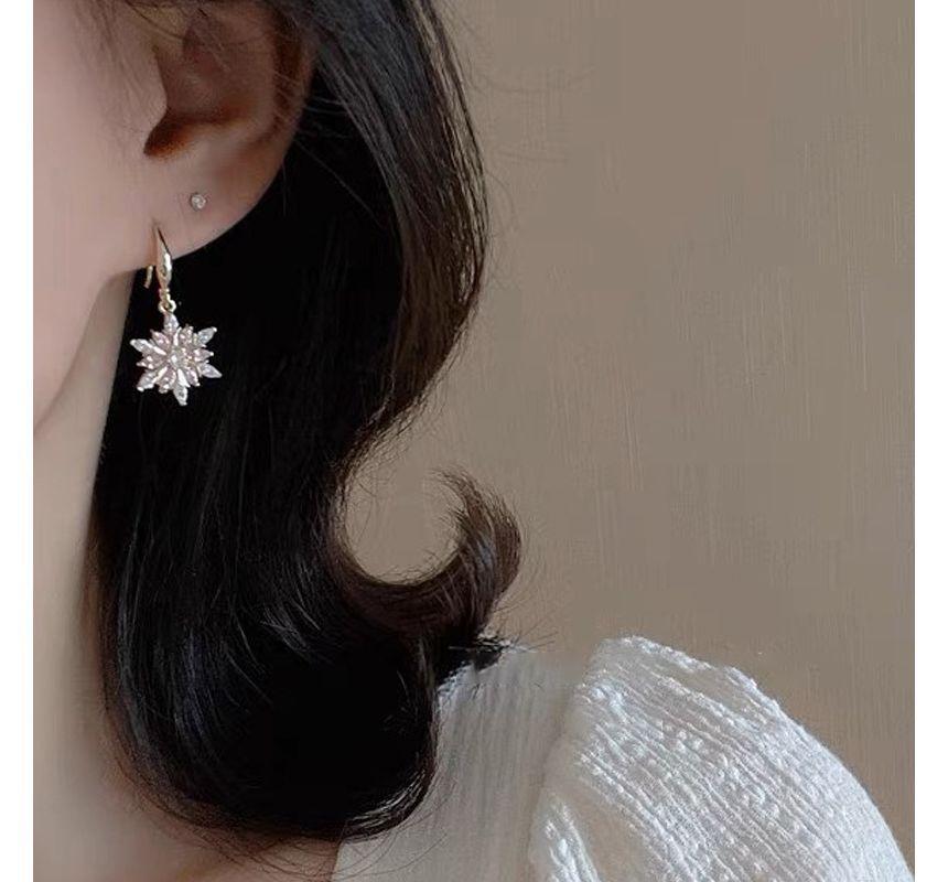 Rhinestone Flake Drop Earring product image