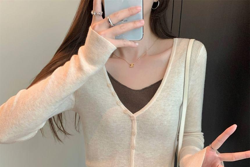 Long Sleeve V-Neck Mock Two Piece Knit Top Product Image