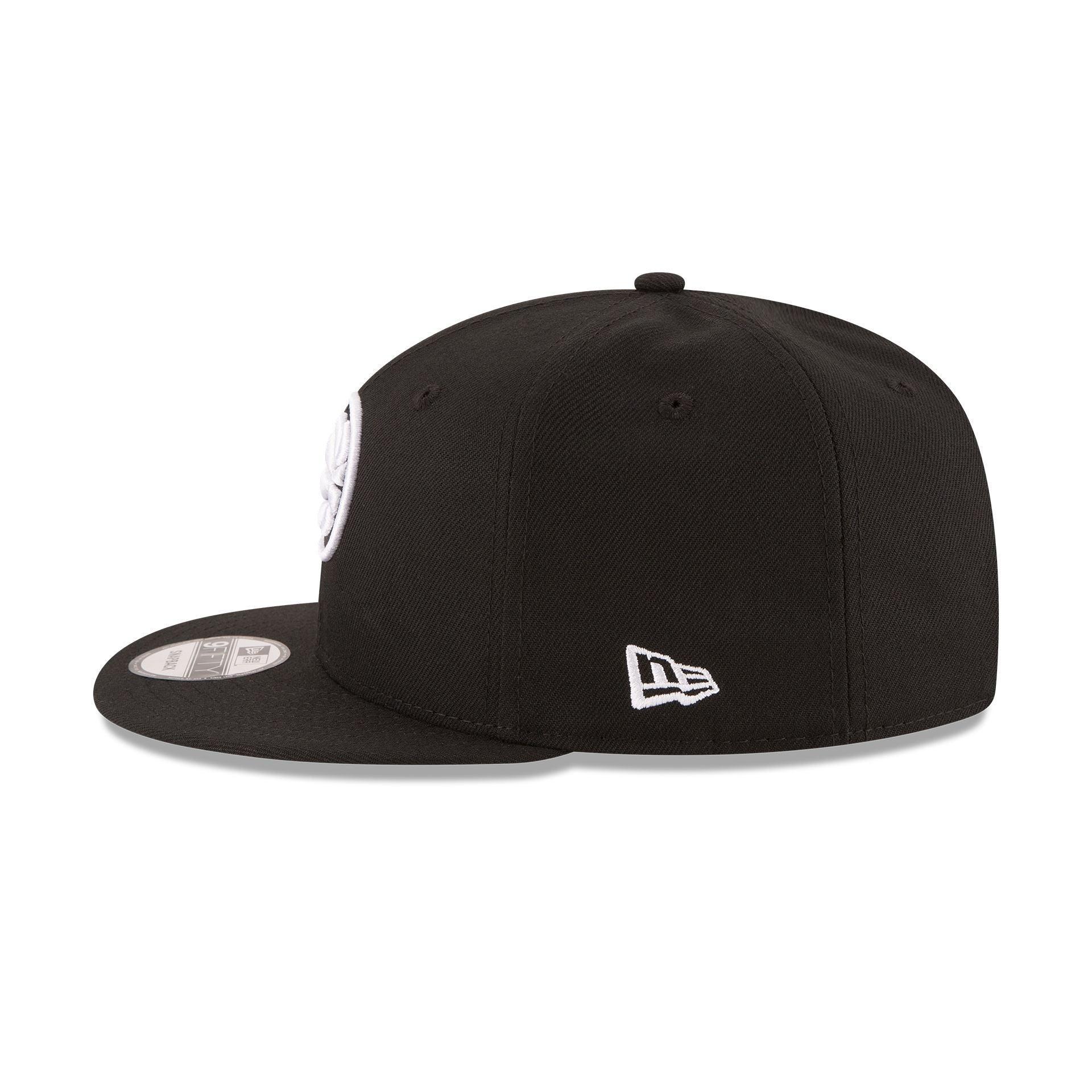 Indiana Pacers Basic Black & White 9FIFTY Snapback Hat Male Product Image