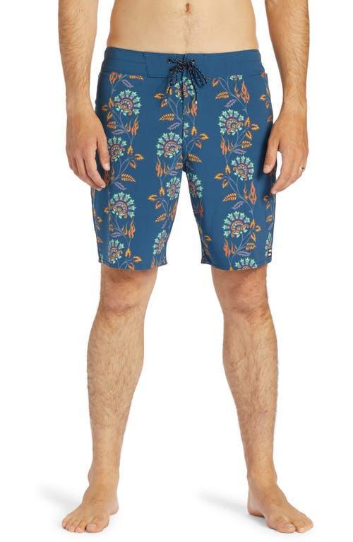 Billabong Sundays Pro Board Shorts Product Image