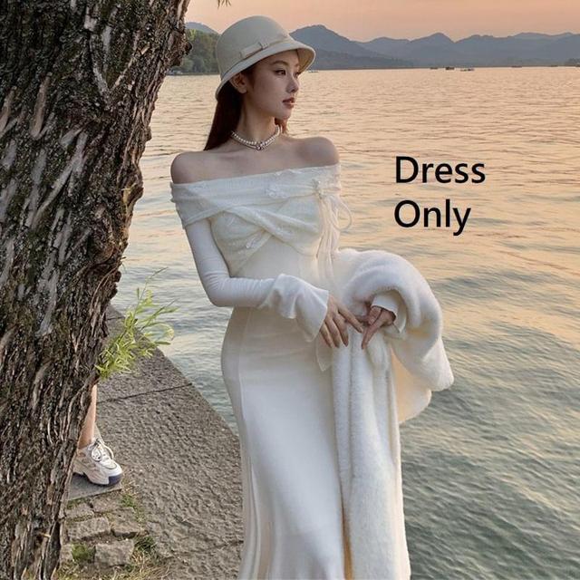 Off-Shoulder Long-Sleeve Plain Knotted Midi Mermaid Dress Product Image