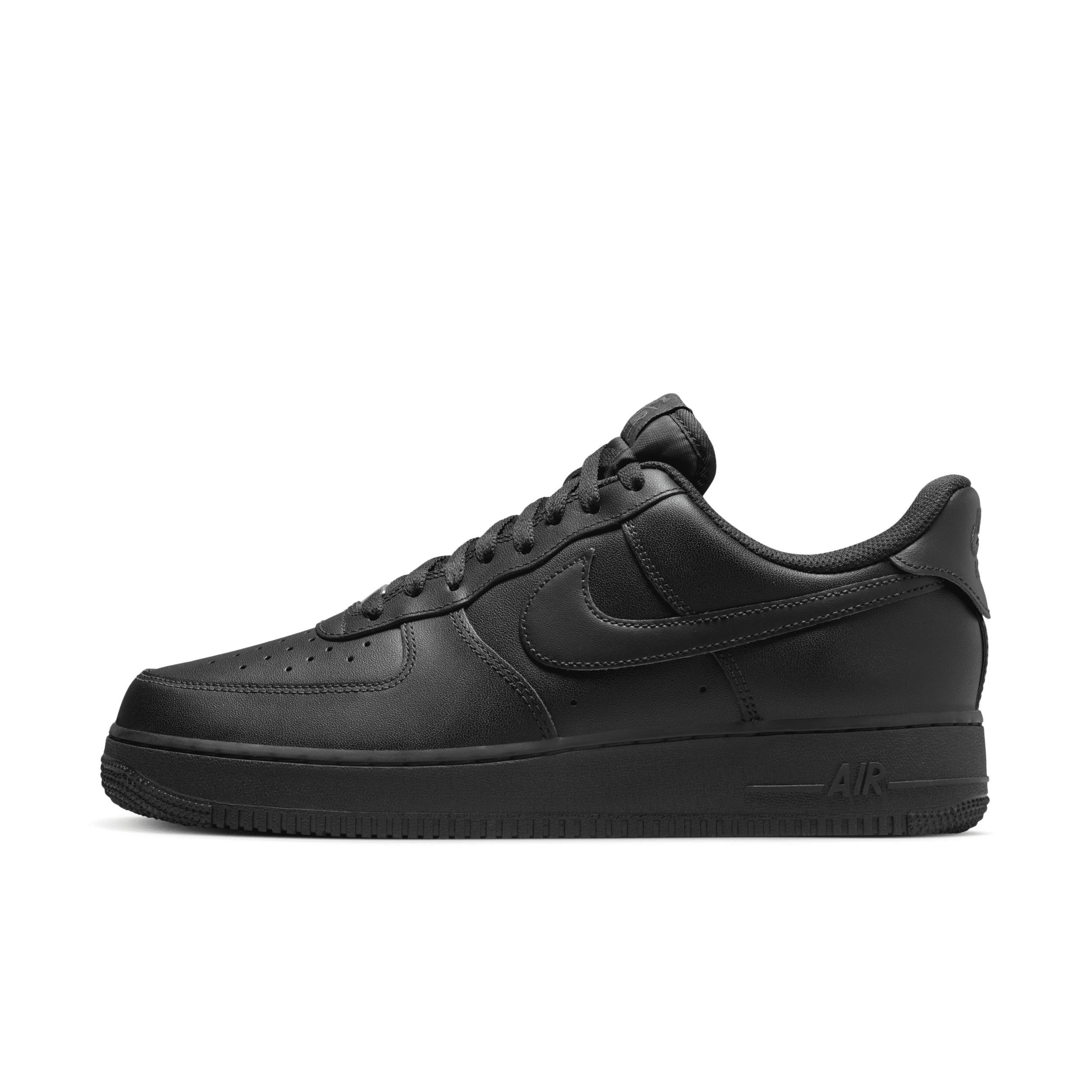 Nike Men's Air Force 1 '07 EasyOn Shoes Product Image