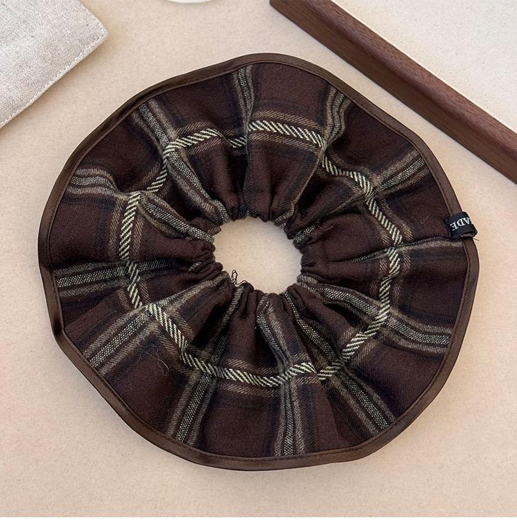 Plaid Scrunchie Product Image