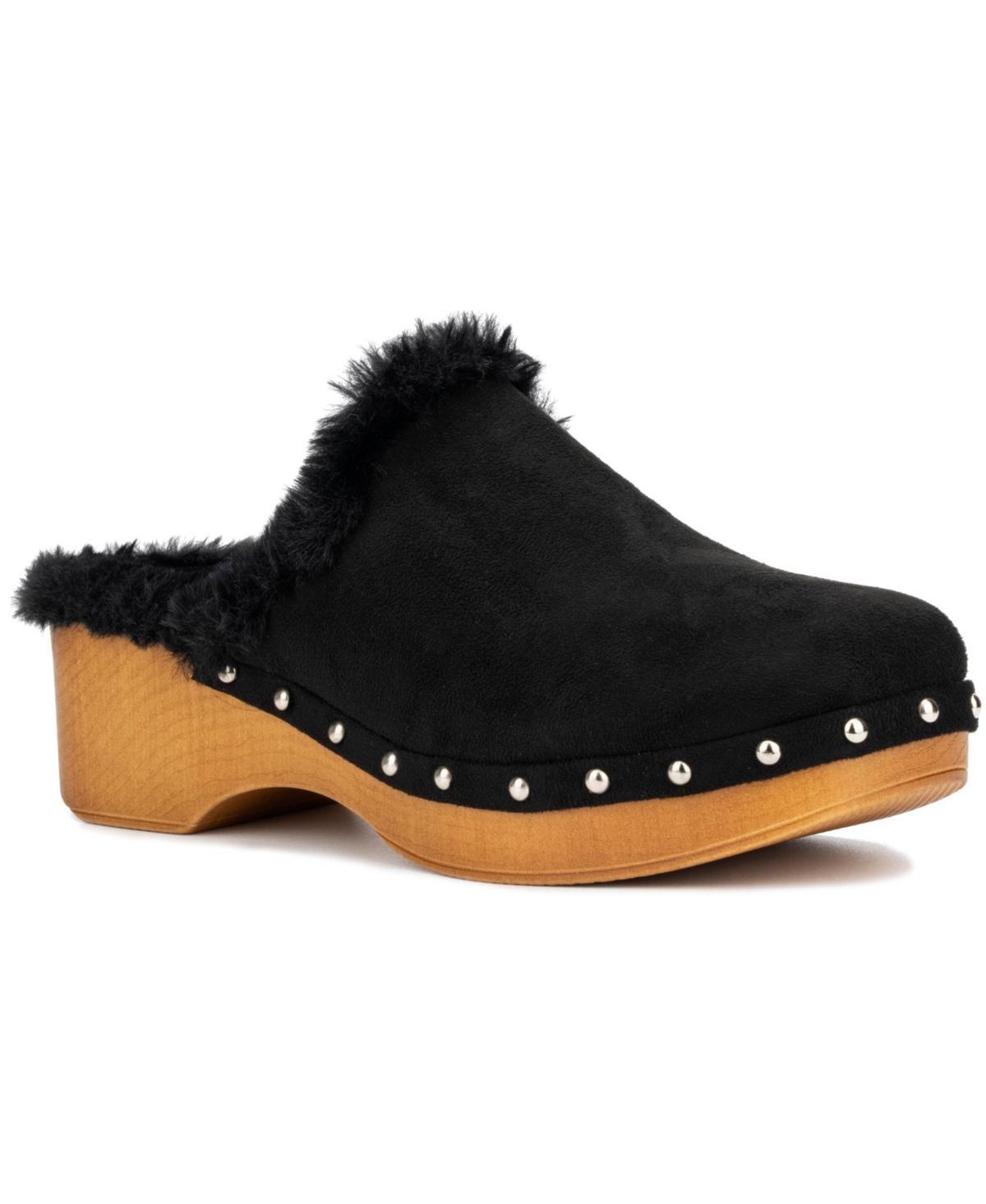 Womens Wynna Clogs Product Image