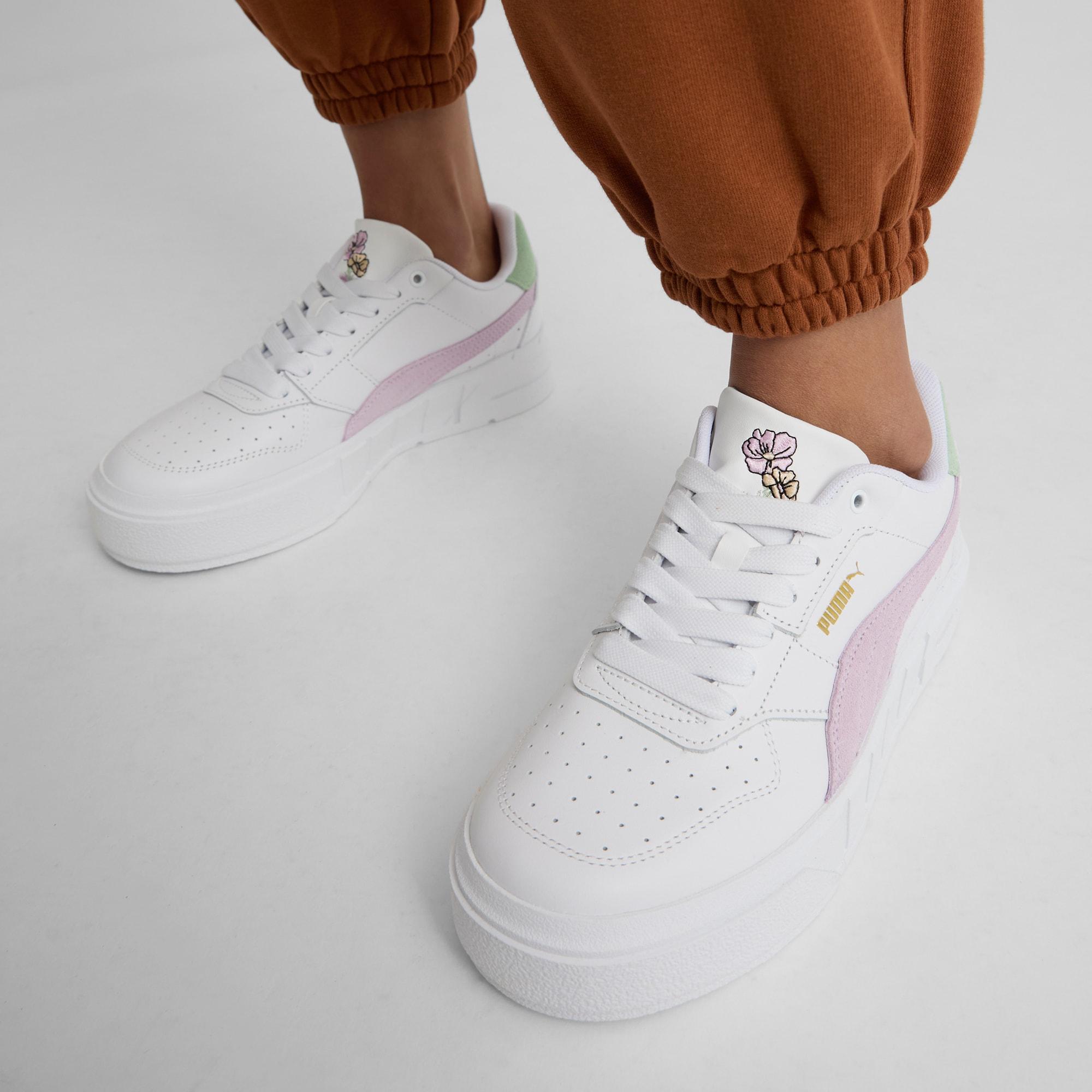 Cali Court New Bloom Women's Sneakers Product Image