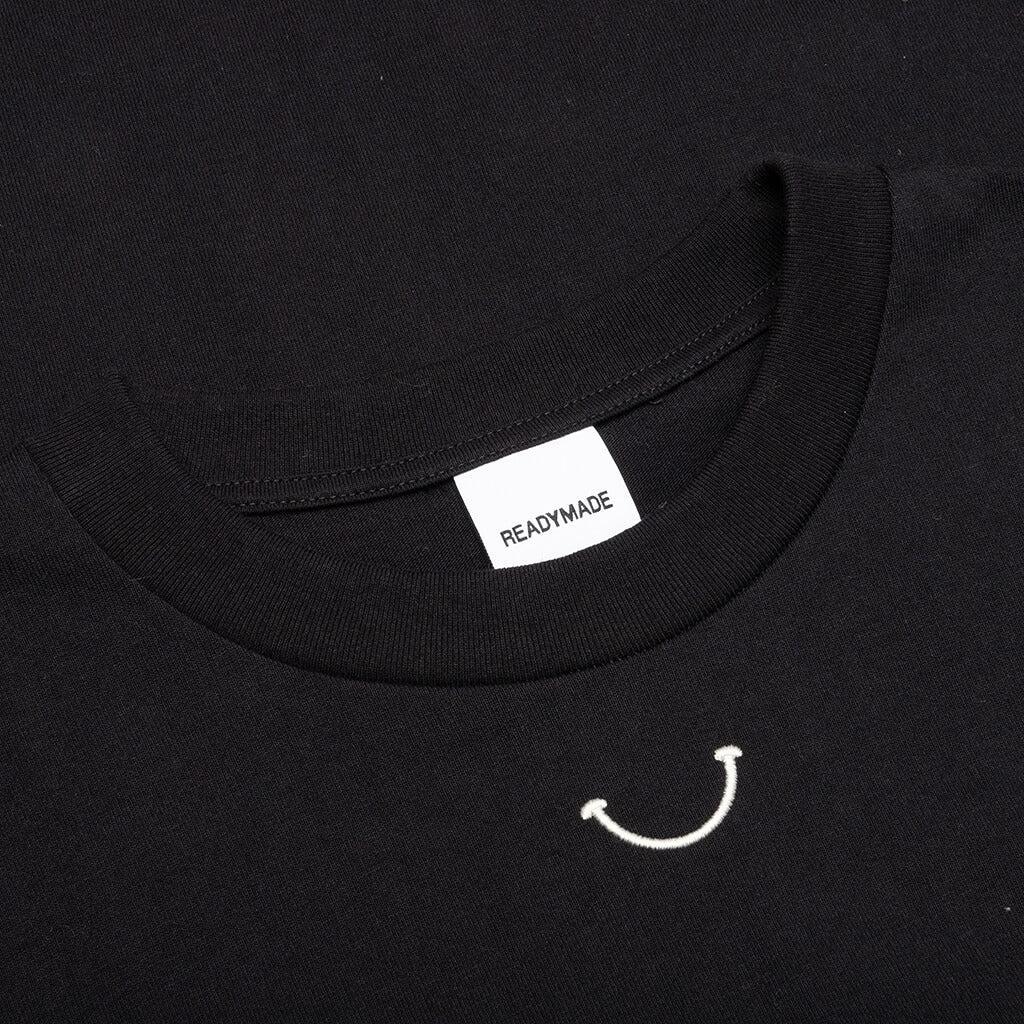 Smile S/S T-Shirt - Black Male Product Image