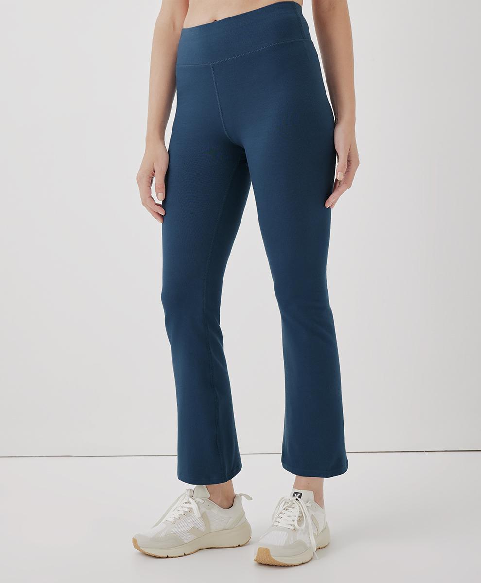 Womens On the Go-To Cropped Bootcut Legging 3XL Product Image