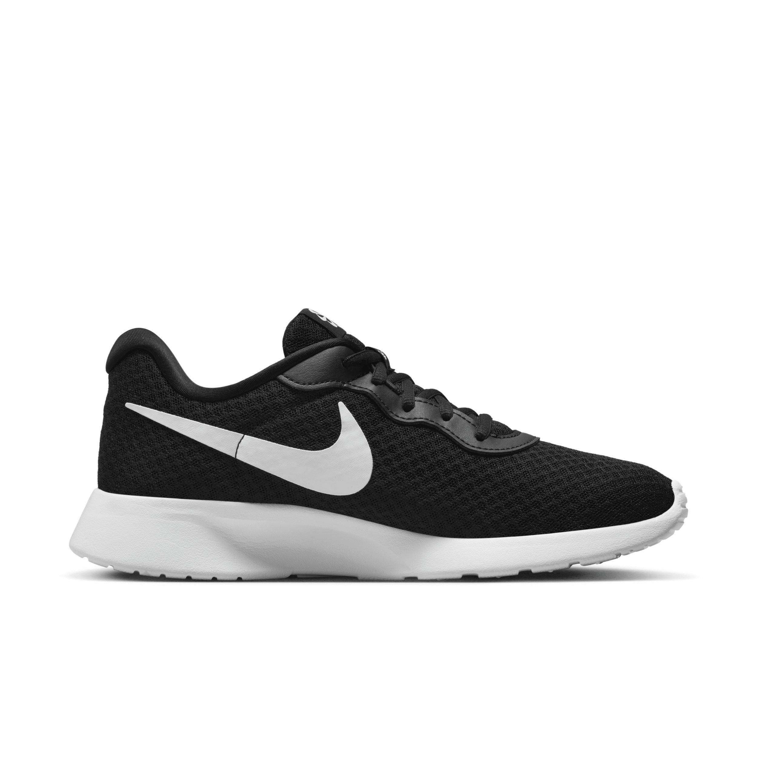 Nike Womens Tanjun EasyOn Shoes Product Image