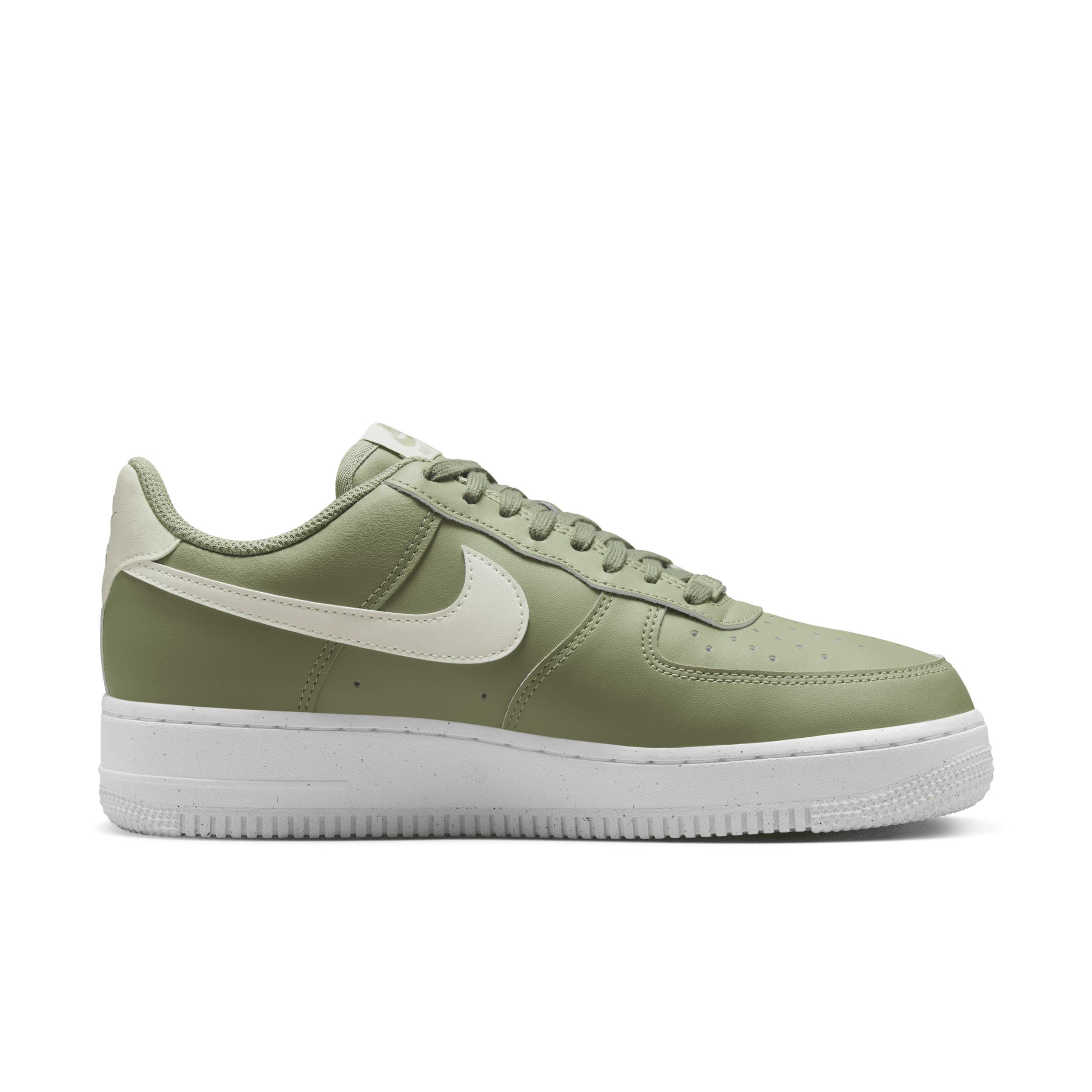 Nike Women's Air Force 1 '07 Shoes Product Image