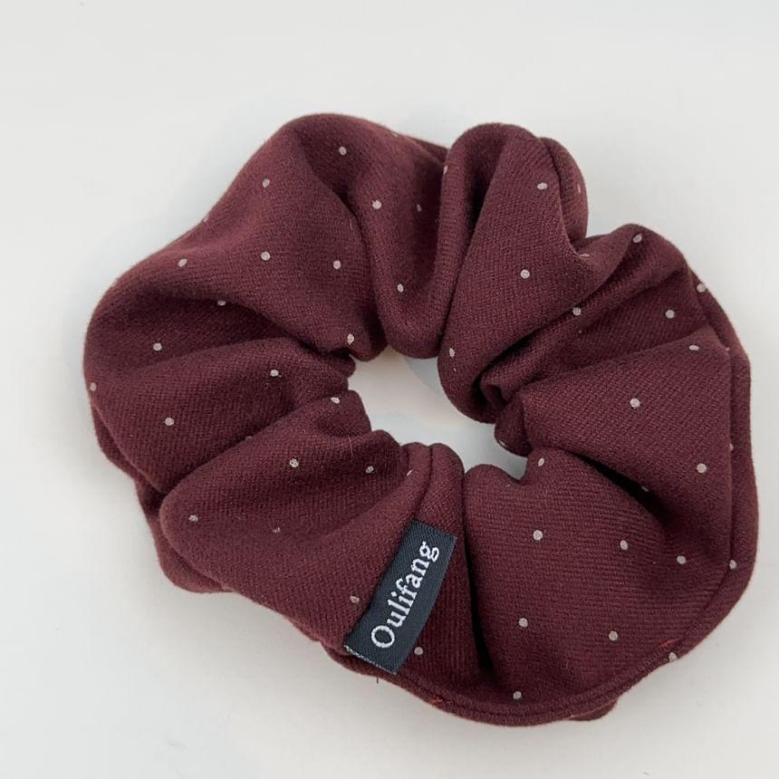 Dotted Scrunchie Product Image