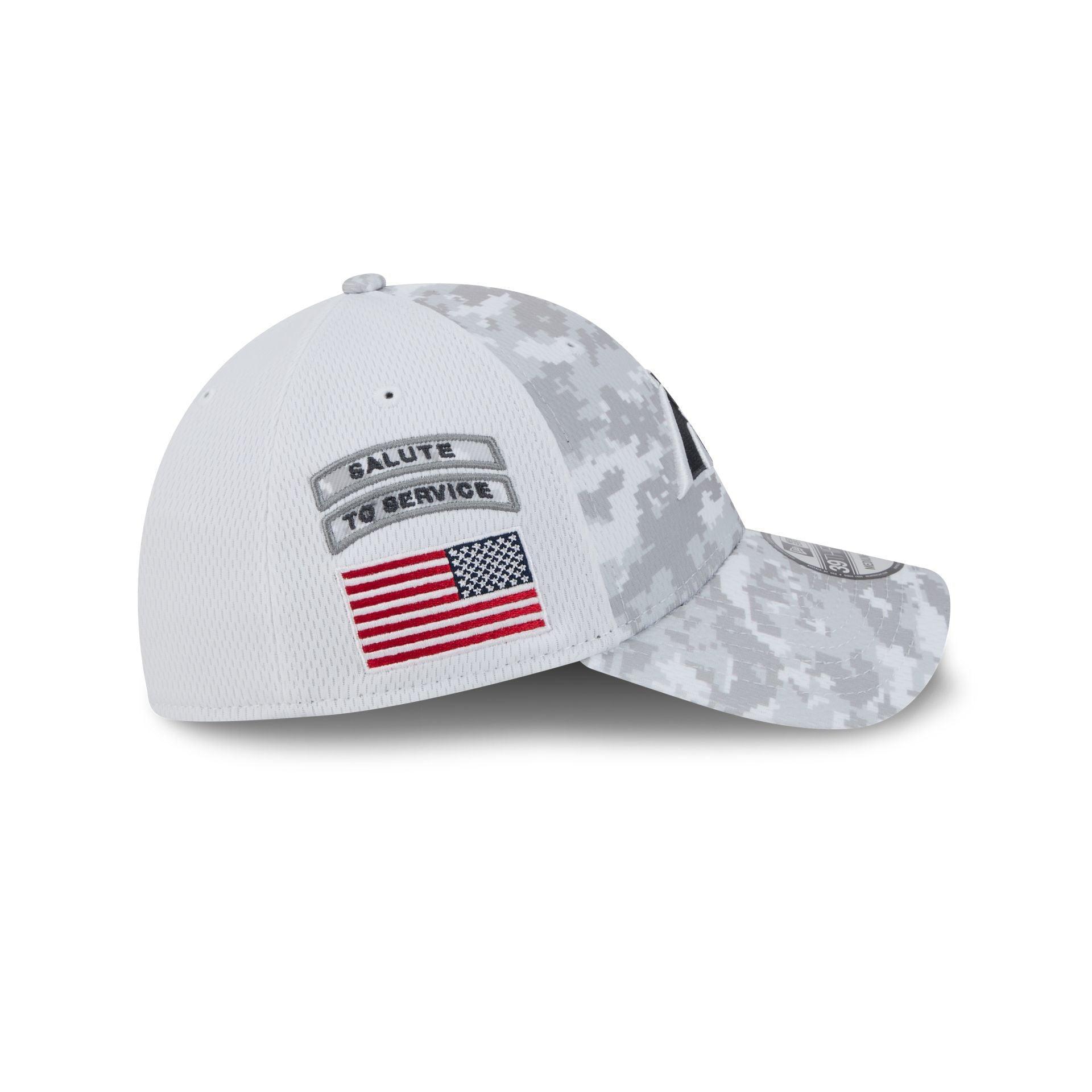 Carolina Panthers 2024 Salute to Service 39THIRTY Stretch Fit Hat Male Product Image