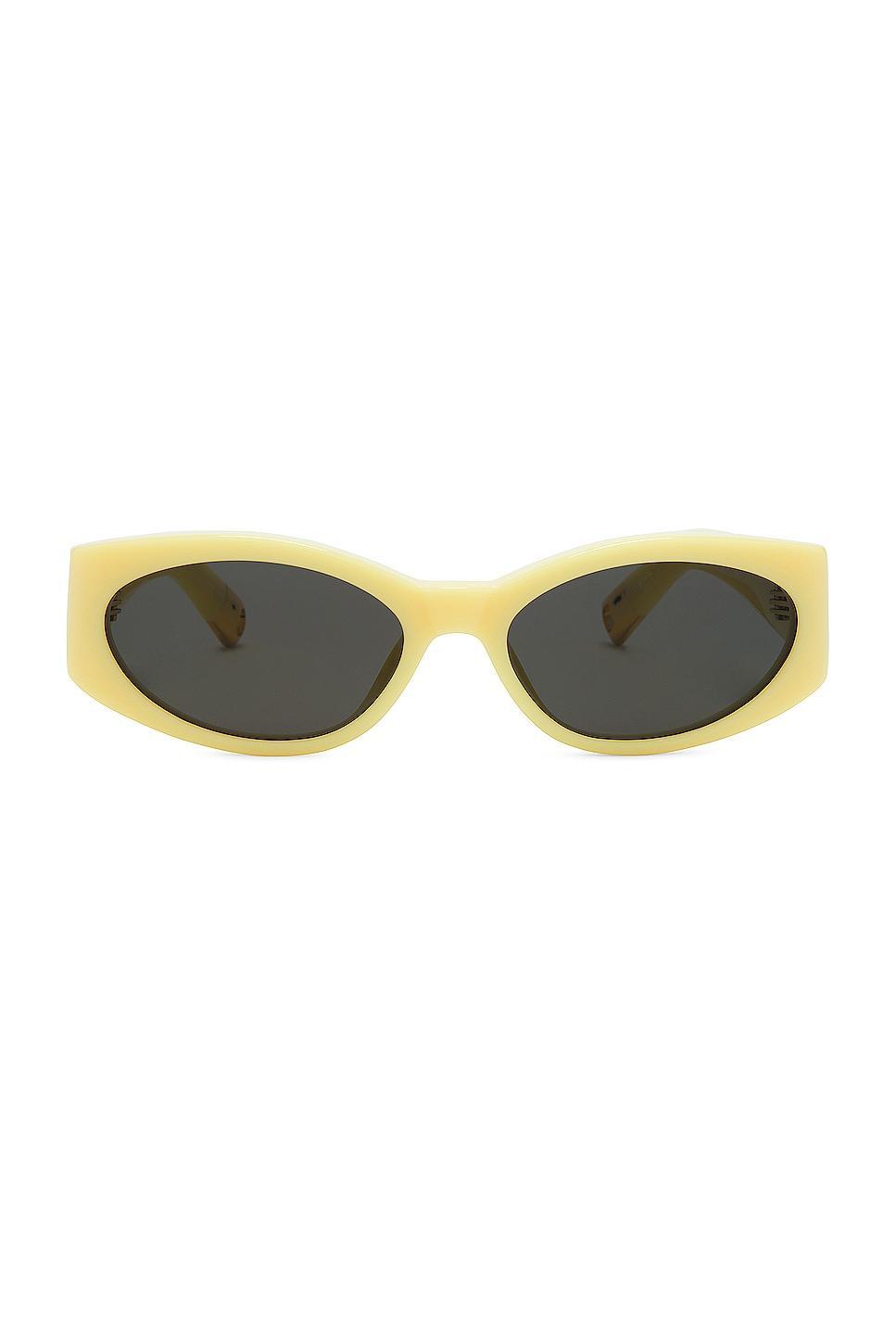 JACQUEMUS Les Lunettes Ovalo in Yellow Product Image