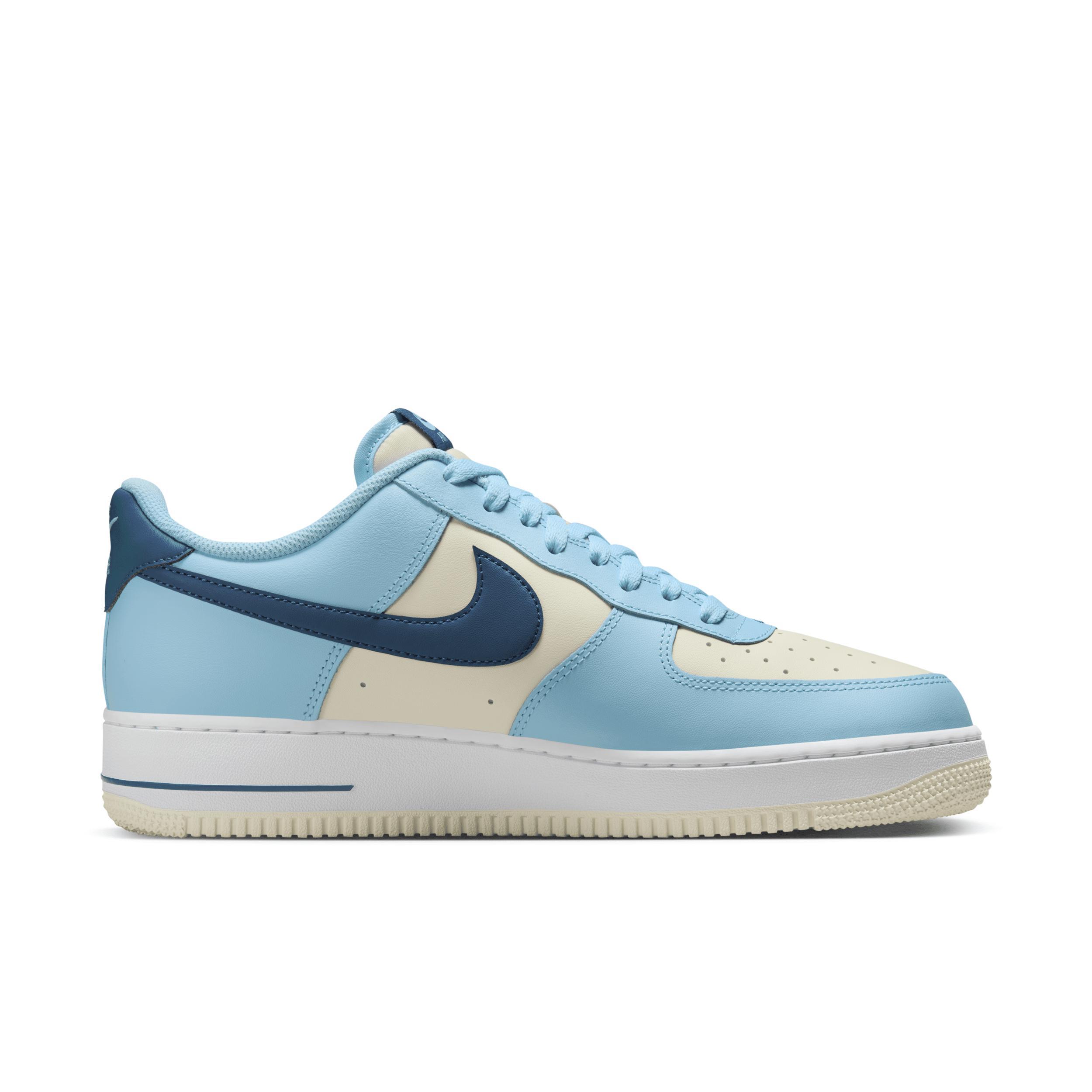 Nike Men's Air Force 1 '07 Shoes Product Image