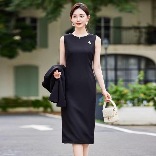 Collarless Plain Single Breasted Blazer / Sleeveless Crew Neck Plain Midi Sheath Dress Product Image