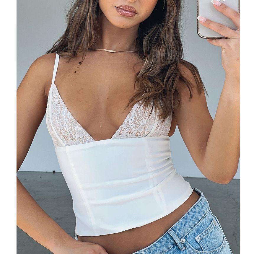 Plain Lace Trim Cropped Cami Top product image