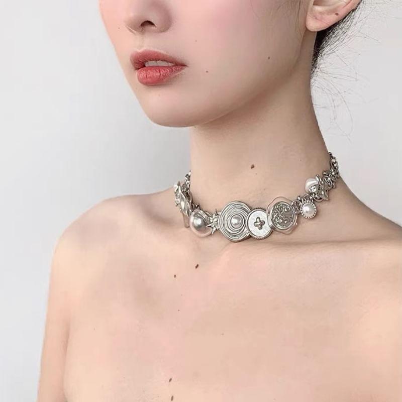 Choker Necklace Product Image