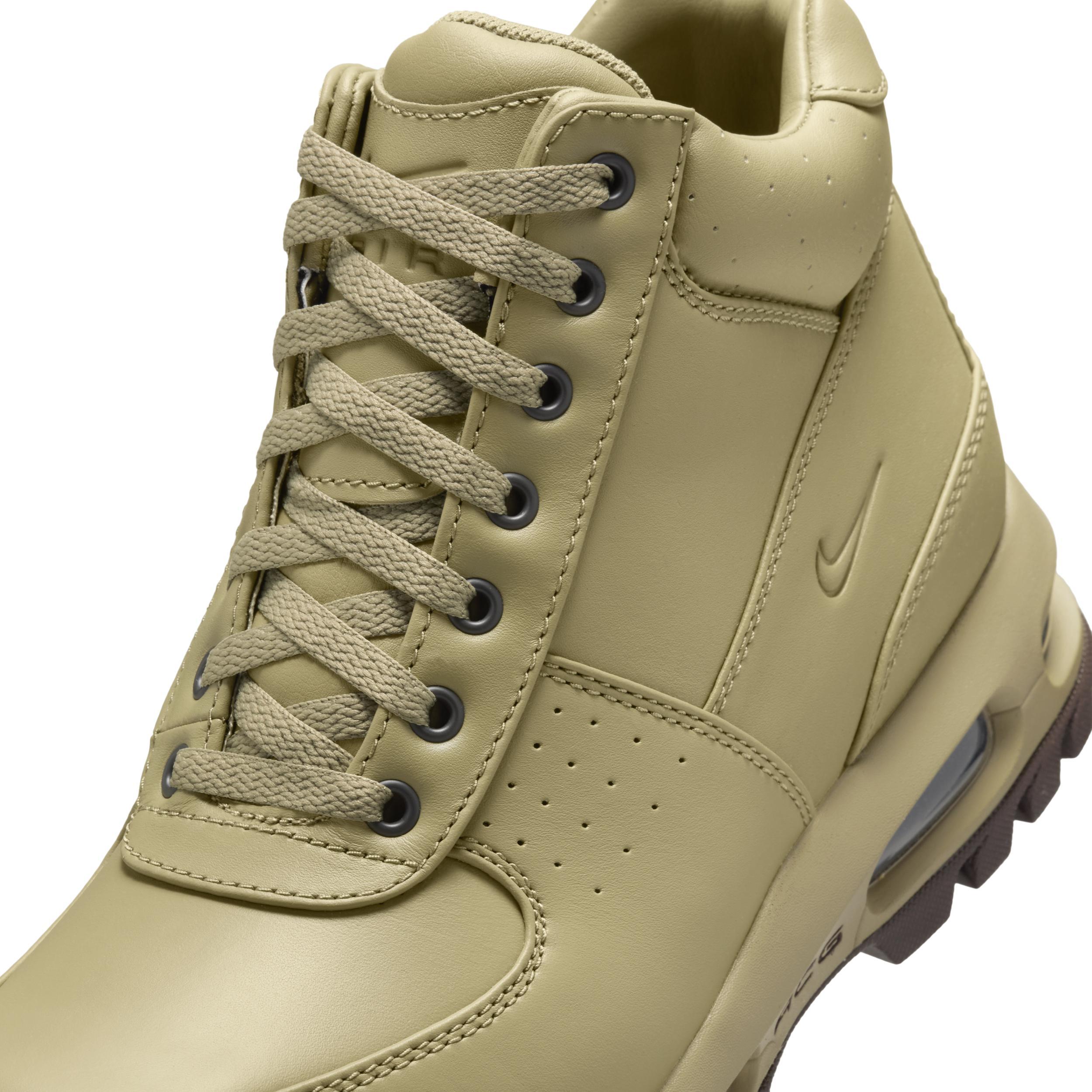 Nike Men's Air Max Goadome Boots Product Image