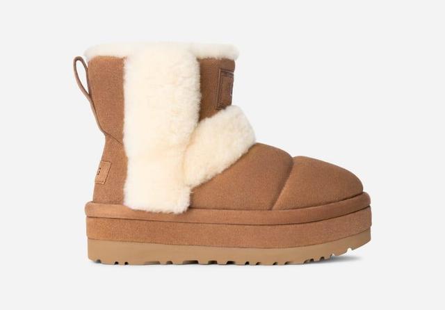 UGG Womens Classic Chillapeak Sheepskin/Suede Classic Boots Product Image