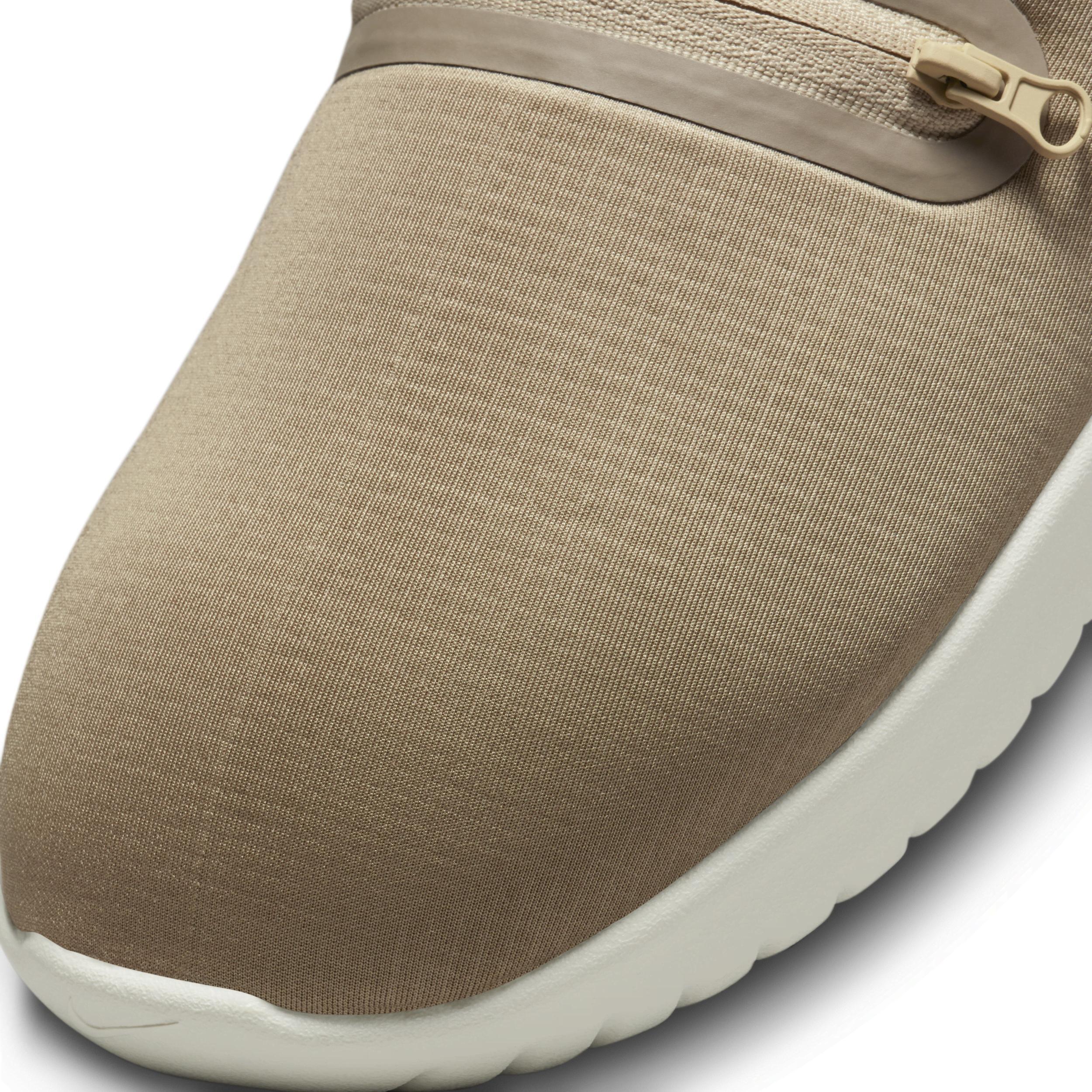 Nike Men's Burrow Slippers Product Image