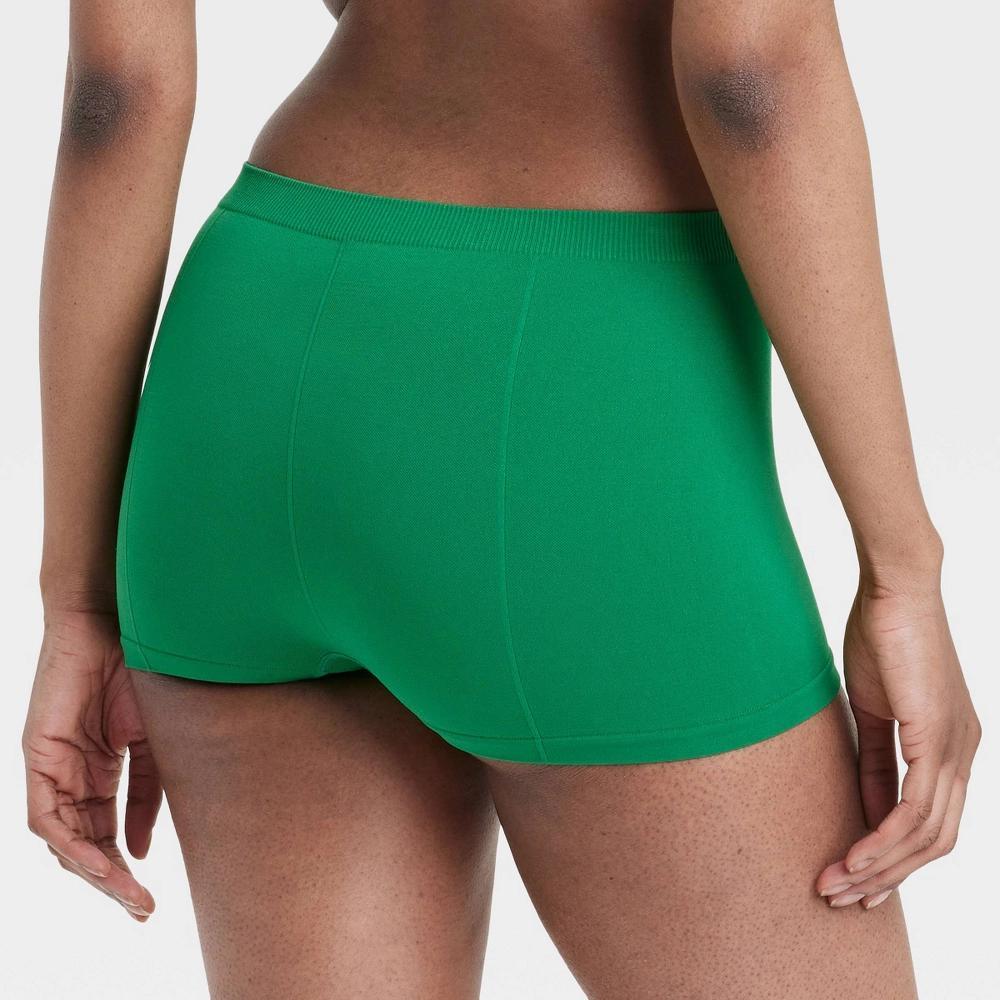 Women's Seamless Boy Shorts - Colsie™ Perfect Emerald S Product Image